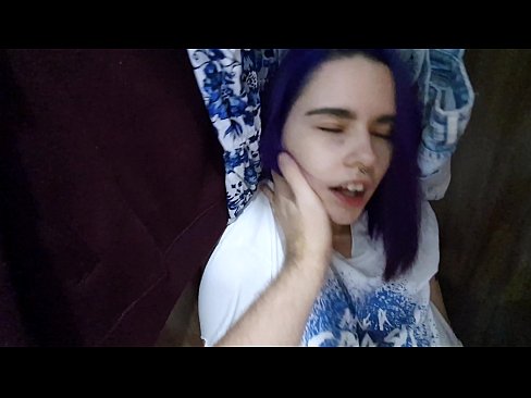 ❤️ Radau savo sesutę spintoje ir padėjau jai pasidaryti ❤️ Dulkinimo video prie lt.pornohammer.ru